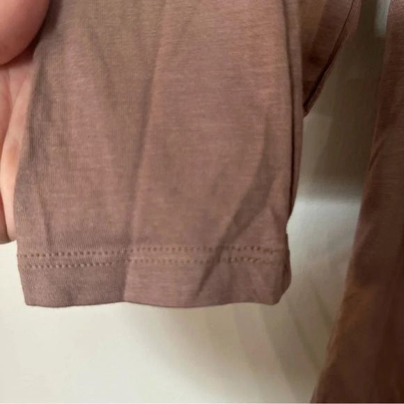 Yana K Cindy Top Long Sleeve Rayon Draped Neck Off Shoulder in Coco One Size NWT - Picture 3 of 8